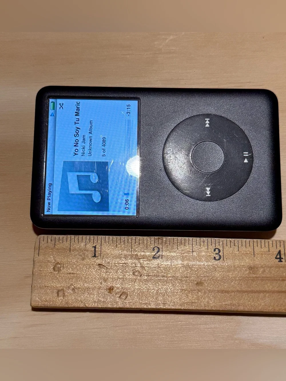 iPod Model:A1238 6thGEN 80GB Blk Tested Bad Battery 30m-1HR w/4089Song-Charg!!